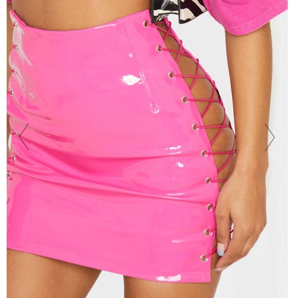 PrettyLittleThing Dresses & Skirts - NWT PrettyLittleThing Vinyl mini skirt